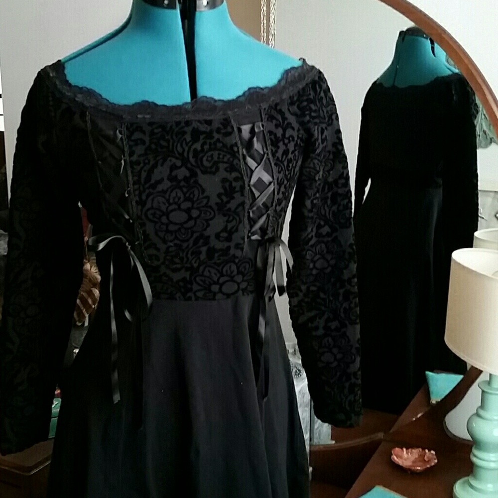 Beautiful black velvet hi low dress