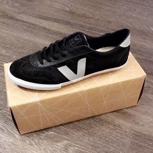 Brand New Veja Sneakers