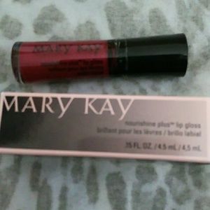 Mary Kay nourshine plus lip gloss