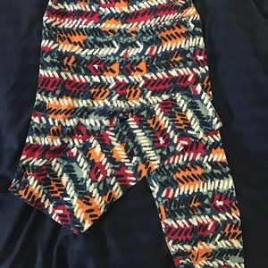 LulaRoe OS Leggings🍀FINAL MARKDOWN🍀