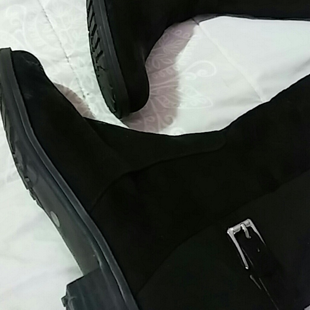 Boots - Picture 2 of 2