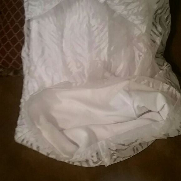 CAN WE SAY, WHITE PARTY SEXY DRESS! π π - Picture 5 of 5