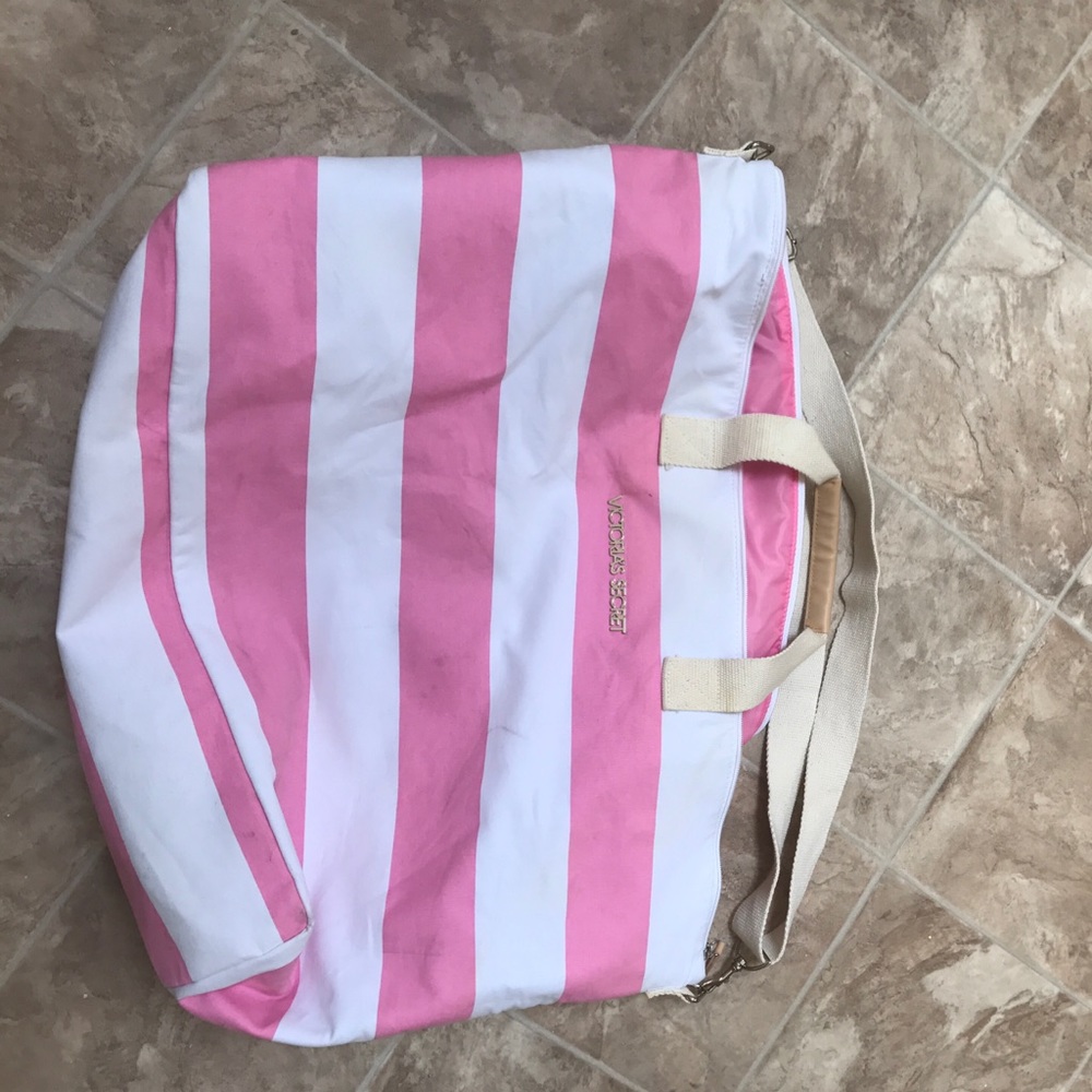 VS tote