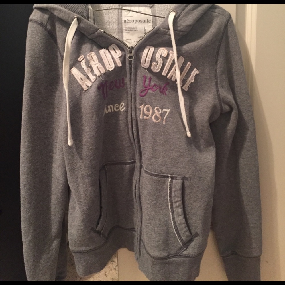 Aeropostale gray zip up hoodie. Size Large