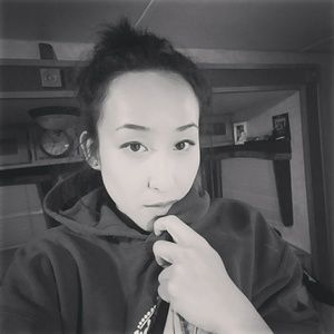 Meet your Posher, Tay