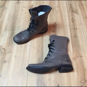 Born Prairie Boots/ lace up combat boots