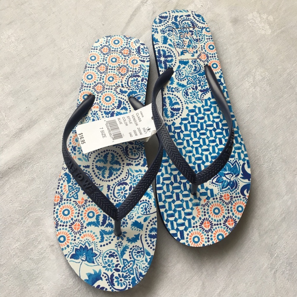 PacSun sandals