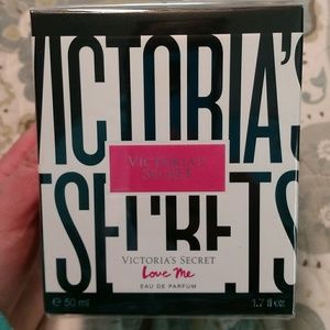 Victoria's Secret Love Me
