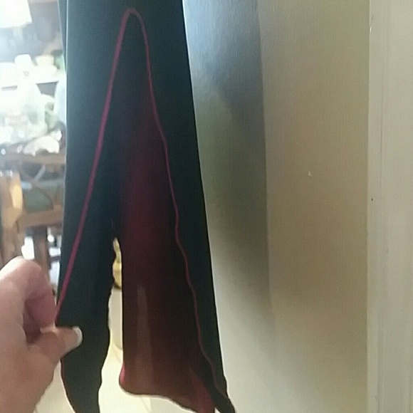 EXTREMELY CLASSY/SEXY EXPRESS DRESS! HEAD TURNING! - Picture 4 of 7