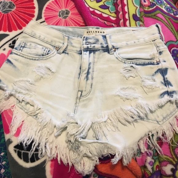 Bullhead Pants - Bullhead high rise shorts