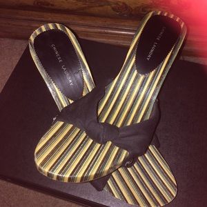 Chinese laundry wedges