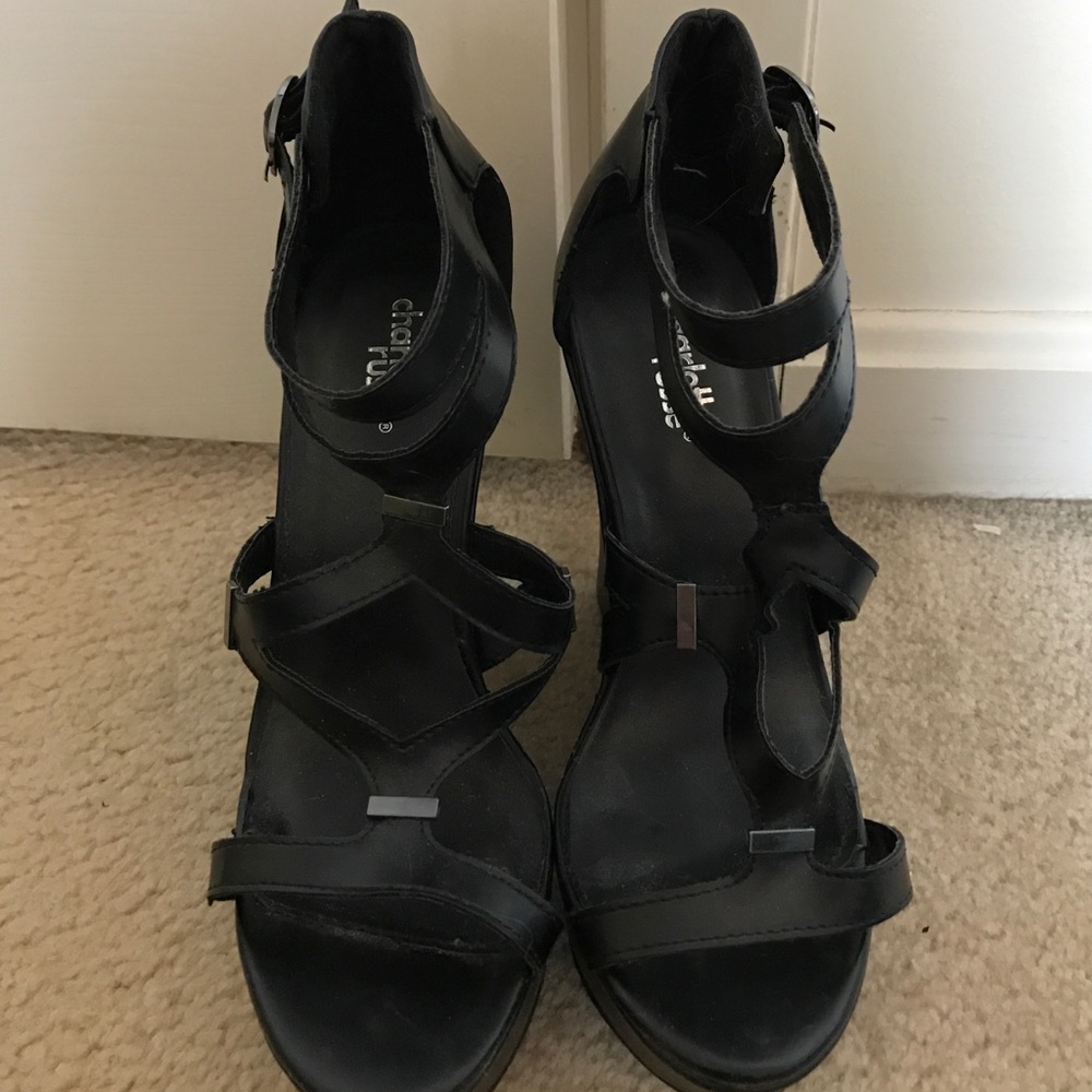 Black Wedges