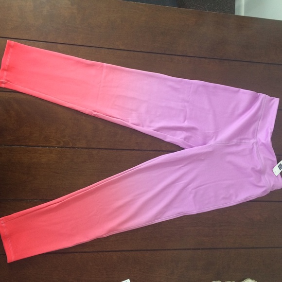 Gap fit ombre leggings nwt - Picture 2 of 4