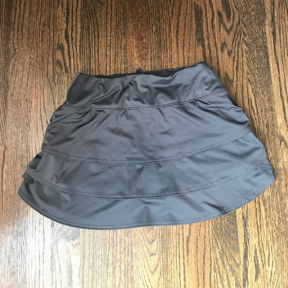 Athleta gray tennis skirt size Small