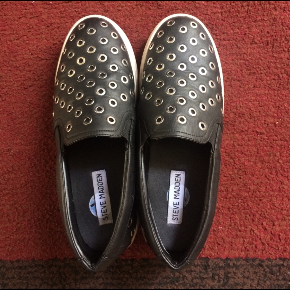 Steve Madden Slip On