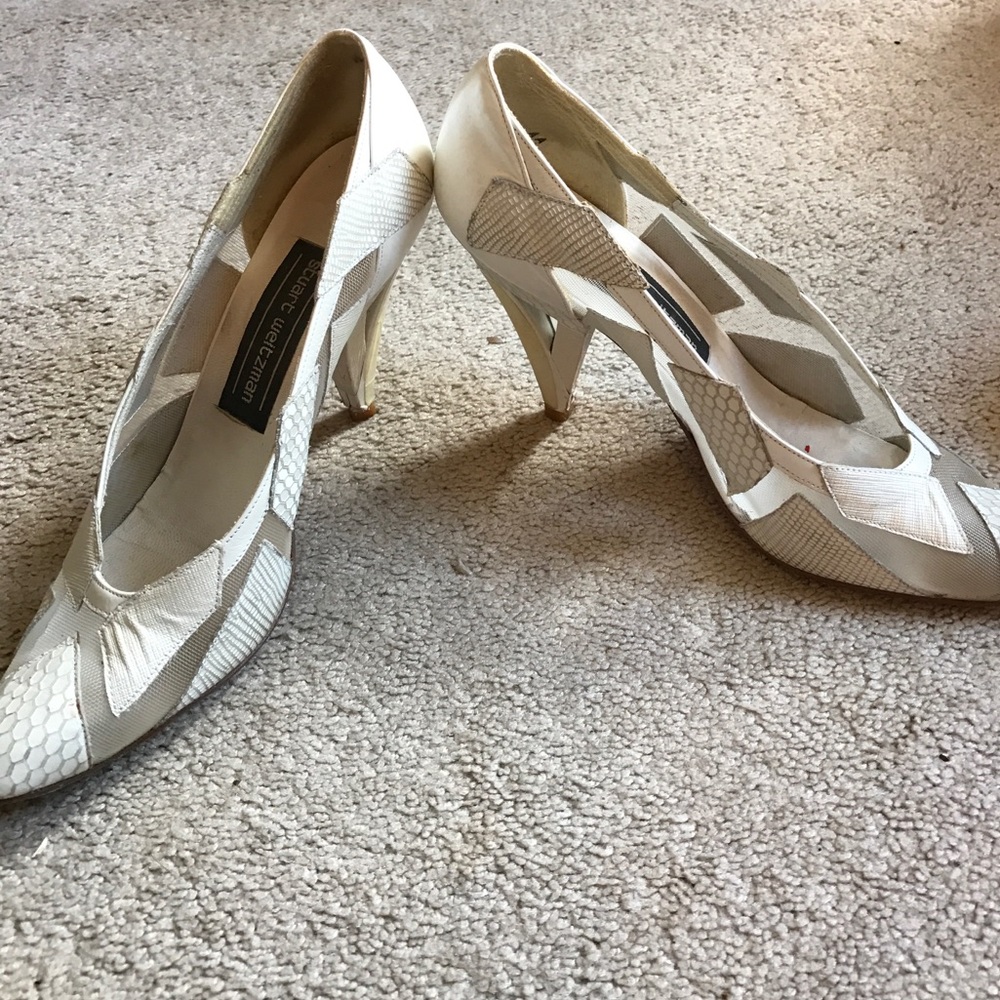 White heel shoes