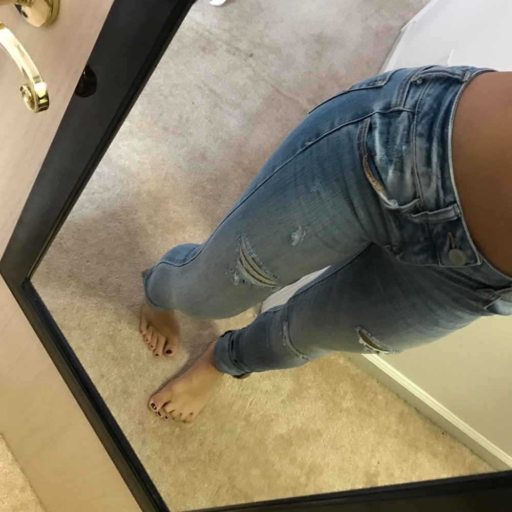 medium wash skinny jeans