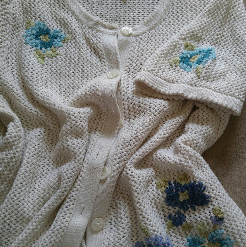 Mesh short sleeved sweater