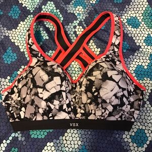 34D Maximum Support Victoria's Secret Sports Bra