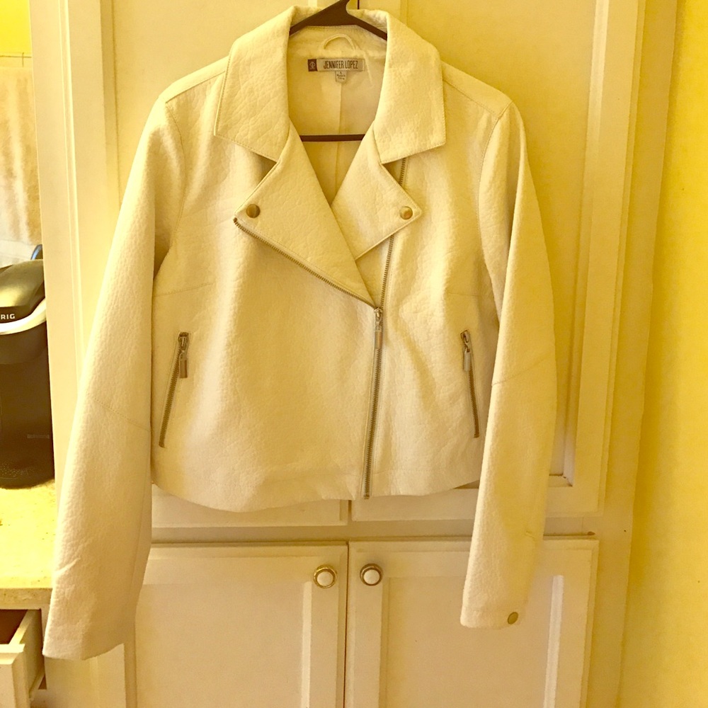 White leather jacket by Jennifer Lopez