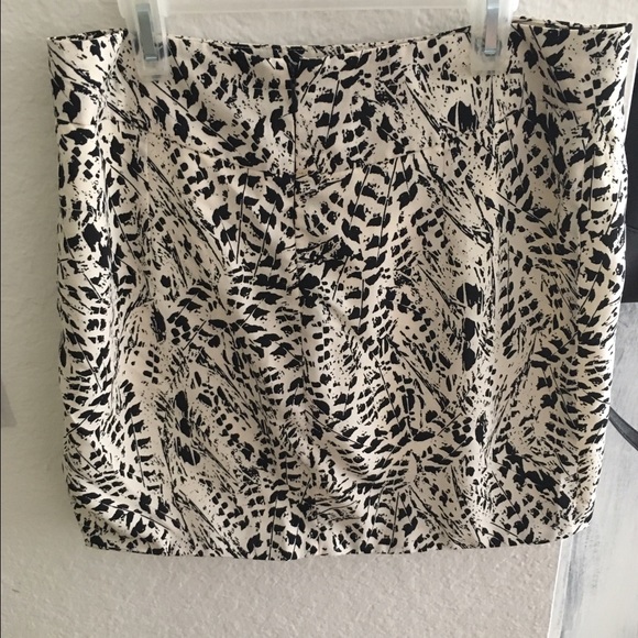 🌻Forever 21🌻 - Picture 2 of 2