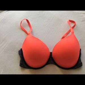 Pink by Victoria's Secrets Bra