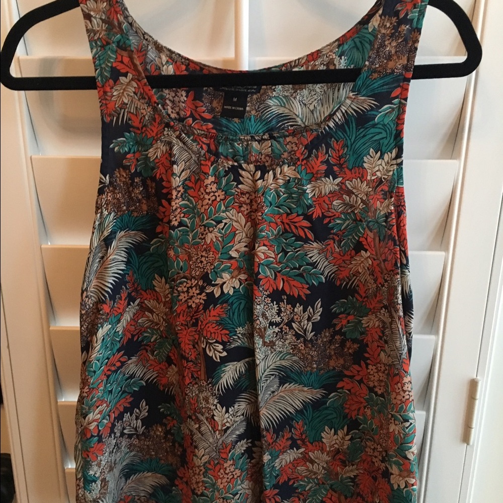 Gorgeous Lucky Brand blouse