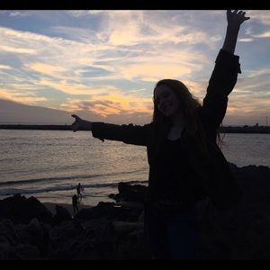 Meet your Posher, Julia