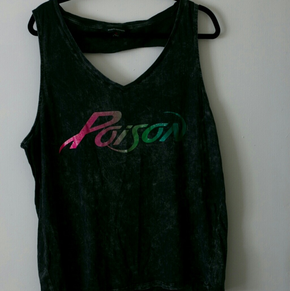 Black tank top-Poison