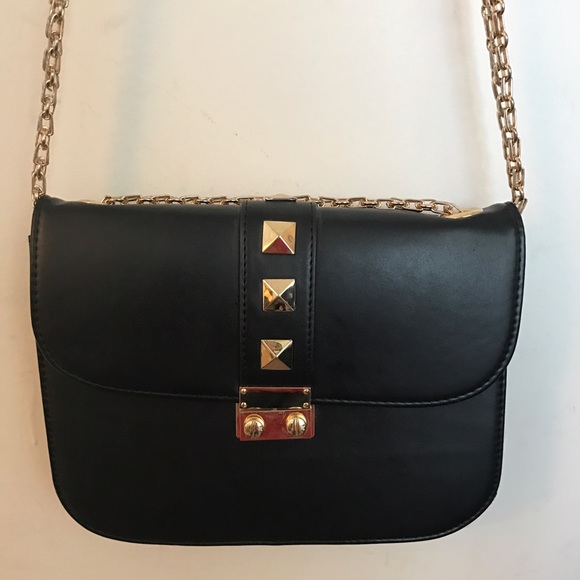 Black Crossbody with Gold Chain - Picture 2 of 4