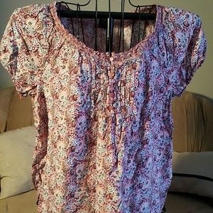 #B007.  Floral blouse. Size 12-14