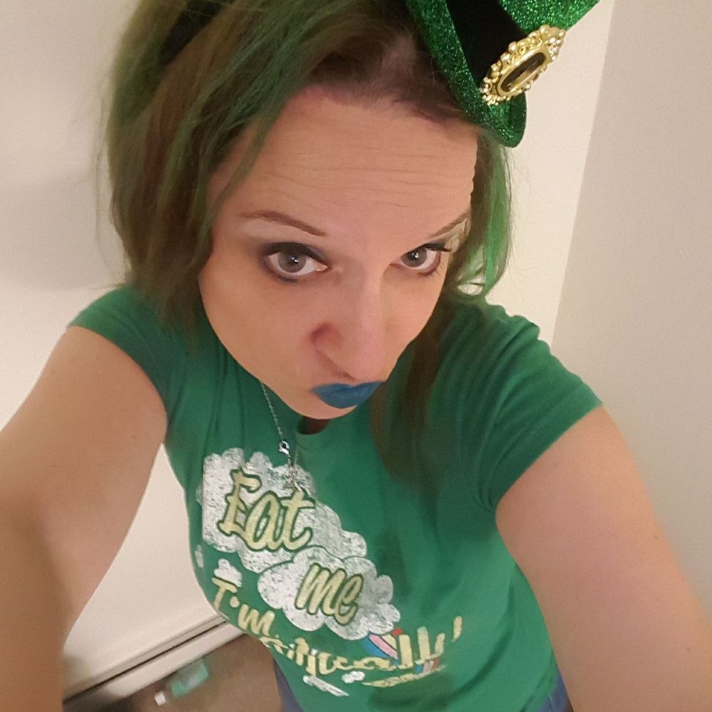 Meet your Posher, Julie