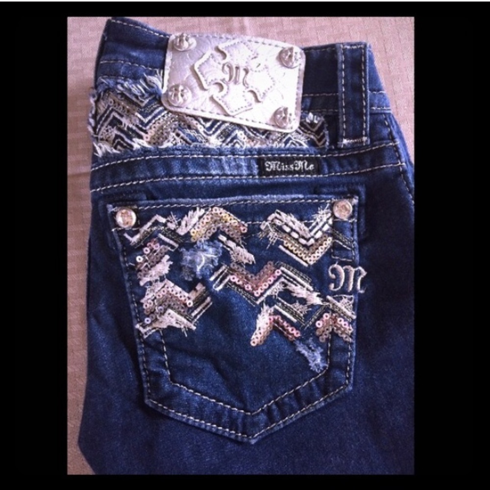 🎉TRADE!?!??🎉 Rare, Miss Me Skinny Jeans size 25