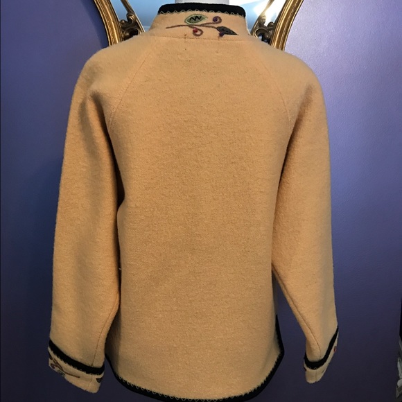 ICELANDIC Design Jacket - Picture 2 of 5