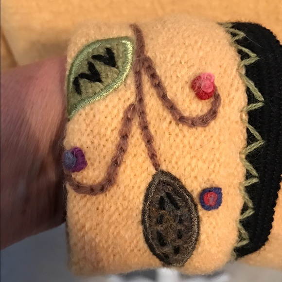 ICELANDIC Design Jacket - Picture 3 of 5