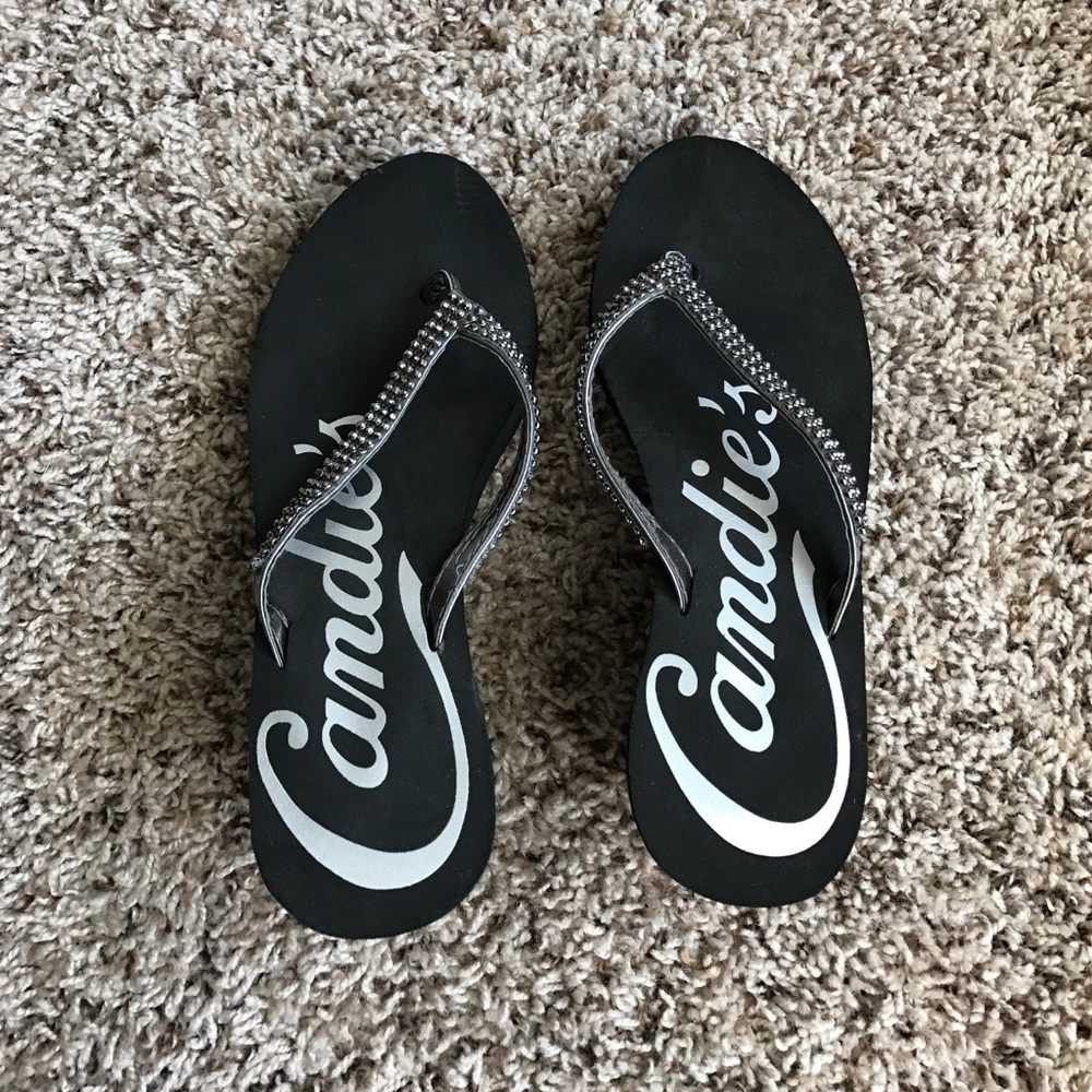 Candie's Black Sandals