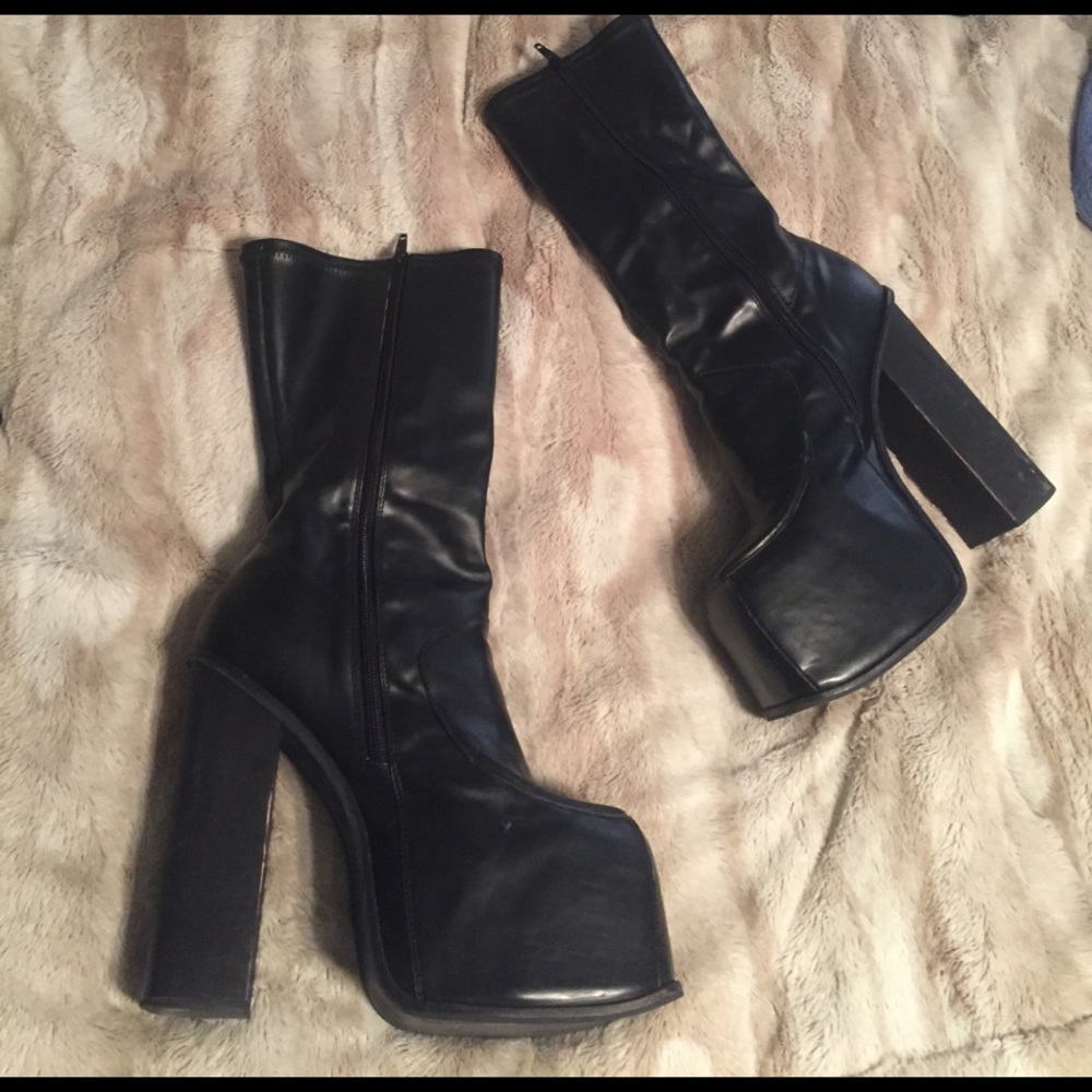 Jeffrey Campbell Stamina Boots