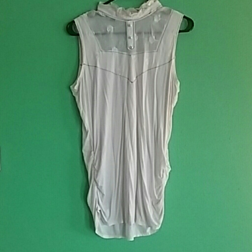 off white sleeveless top