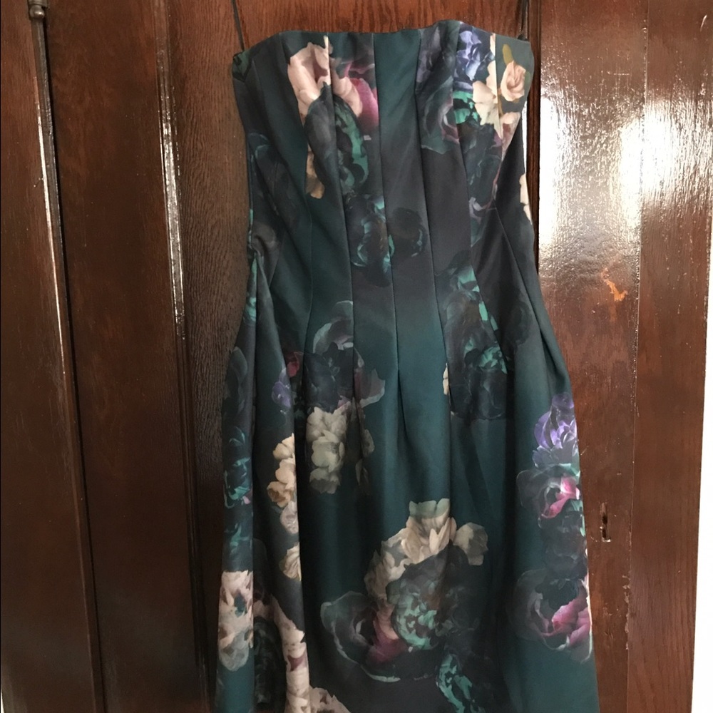 Cocktail dress from H&M - never worn!