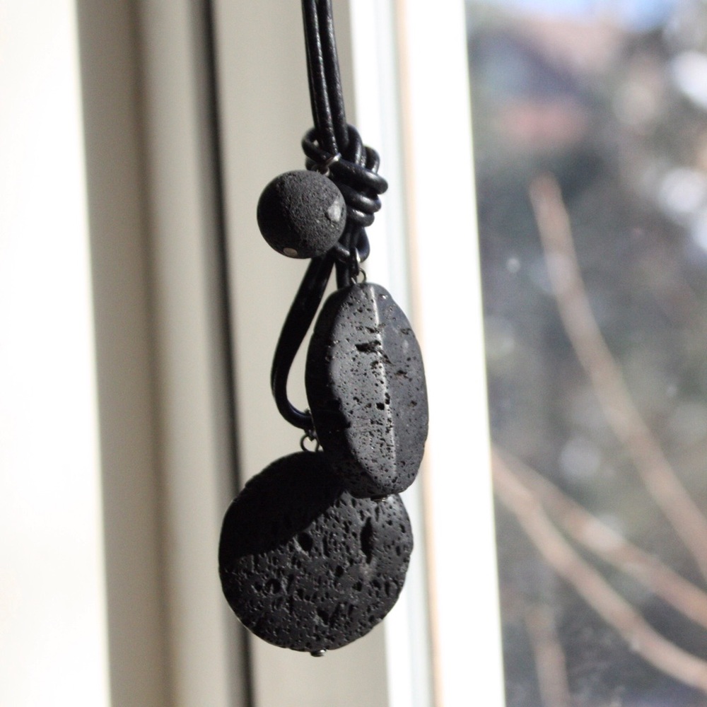 NWOT Volcanic Rock Statement Necklace