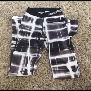 Nike Pro leggings