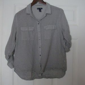 Gap button down shirt