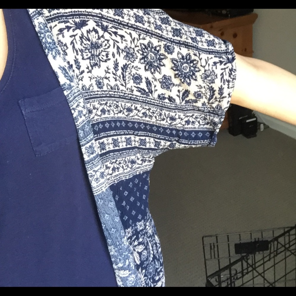 Layover - Picture 2 of 3