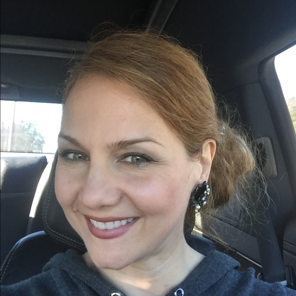 Meet your Posher, Carol