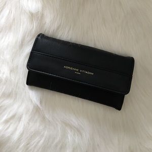 adrienne vittadini wallet ON HOLD