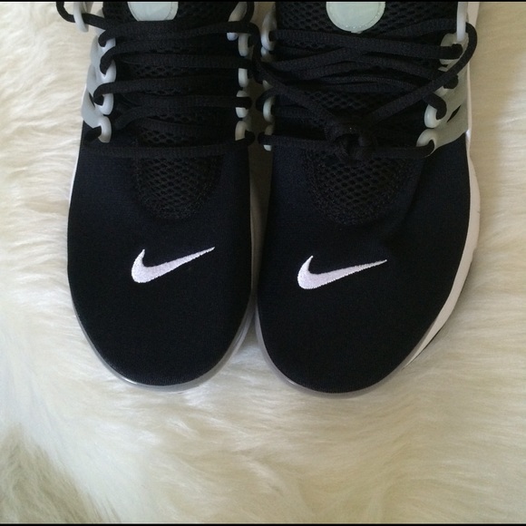 NIKE AIR PRESTO BLACK WHITE GREY NEW SHOES - Picture 3 of 6
