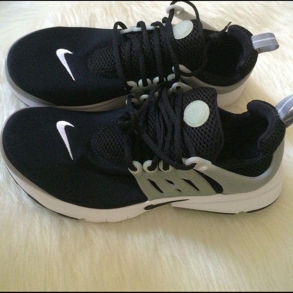 NIKE AIR PRESTO BLACK WHITE GREY NEW SHOES - Picture 5 of 6