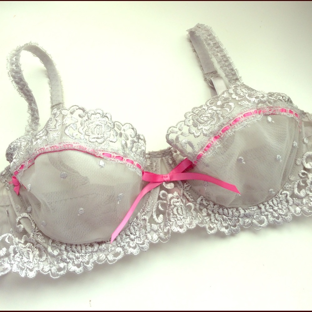 🆕 NWOT Unlined Grey and Pink Bra