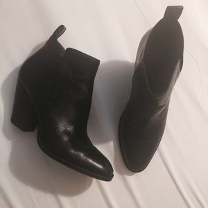 Black Leather Dolce Vita  Booties