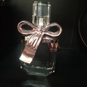 Victoria Secret Perfume - 3.4 oz